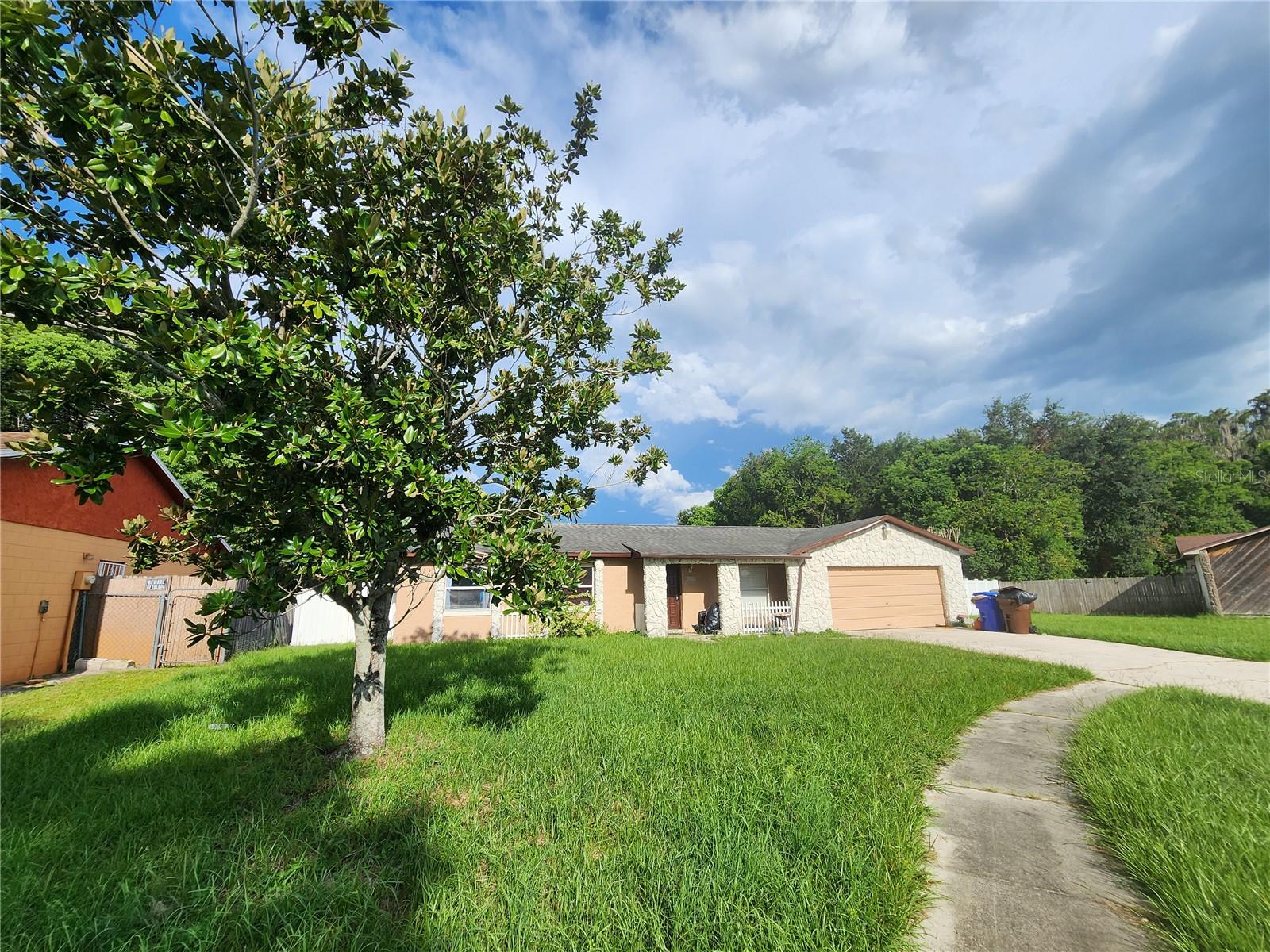 2457 LYNX COURT