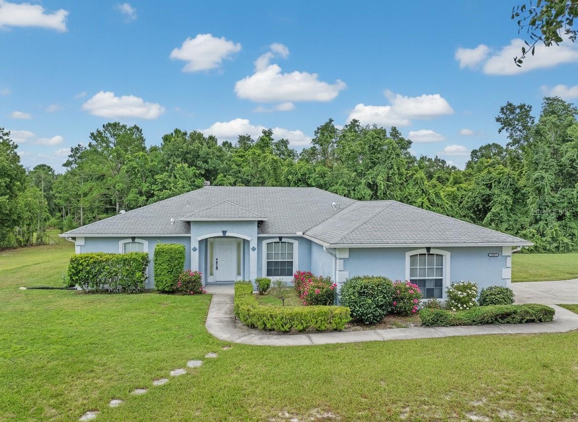 Listing photo 2 for 32543 Ponderosa Ave