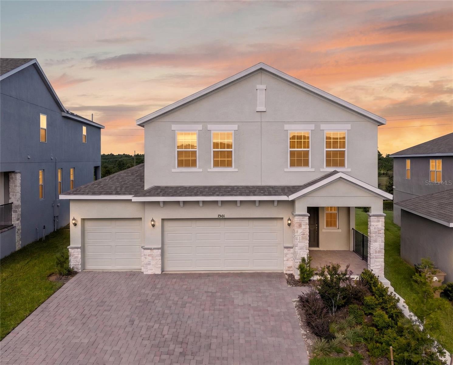 Listing photo 1 for 7501 Catania Loop