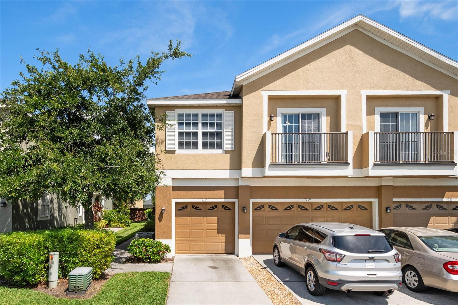 1937 ESTANCIA CIRCLE Unit 1937