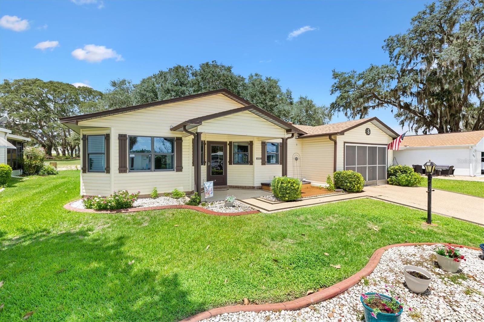 Listing photo 3 for 1532 E Schwartz Blvd
