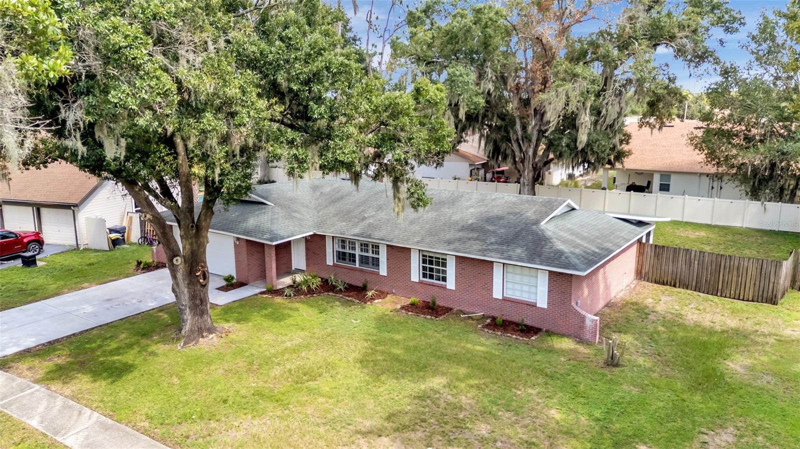 Listing photo 1 for 4520 Old Colony Rd