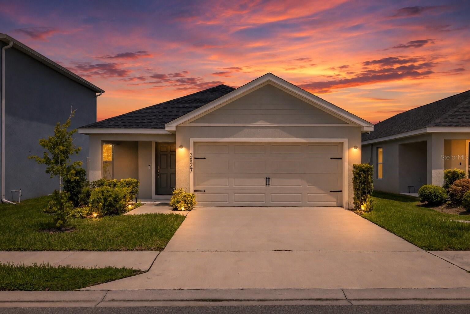 Listing photo 2 for 3927 Palazzo Pl
