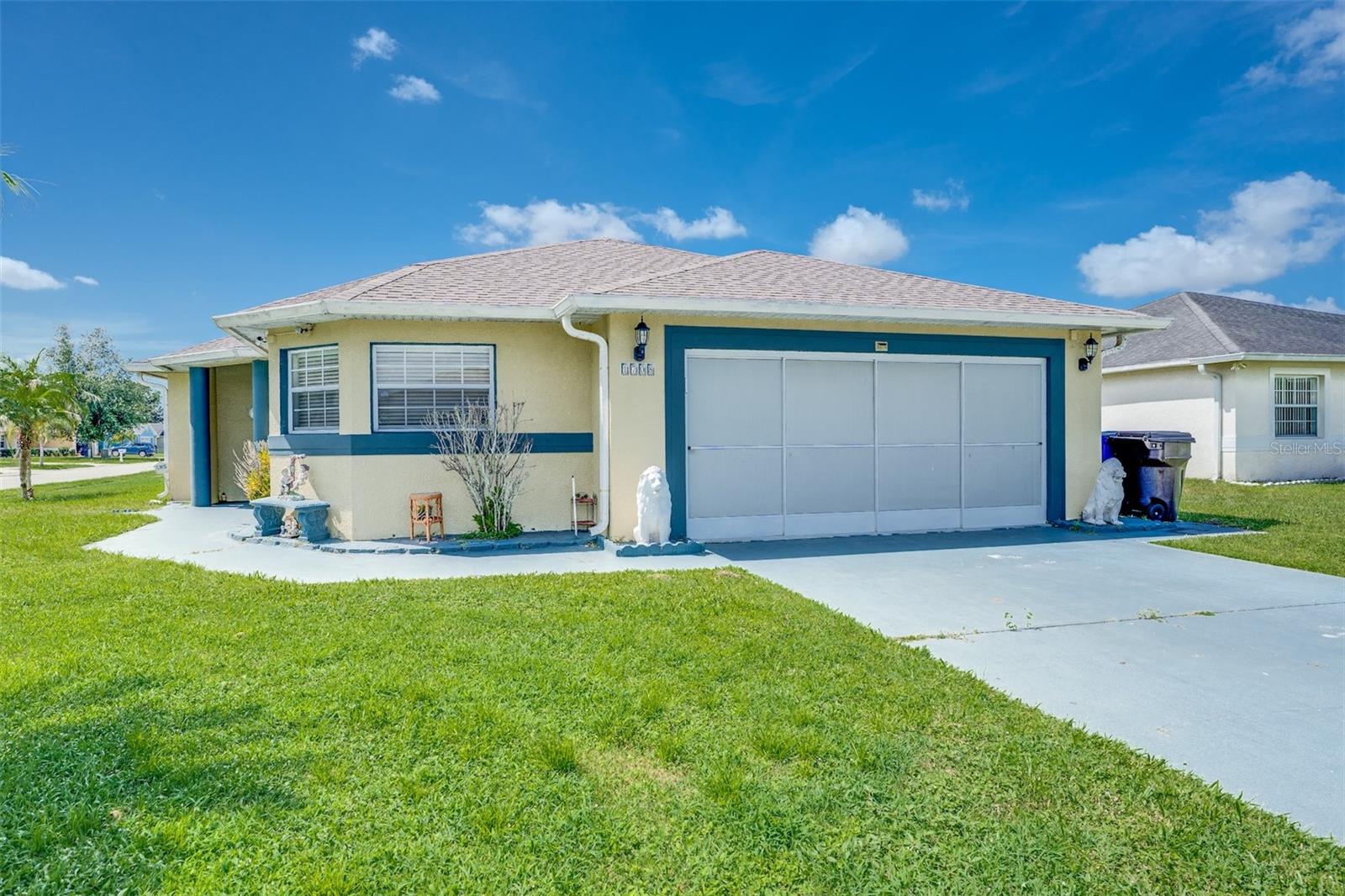 1708 CASUARINA LANE