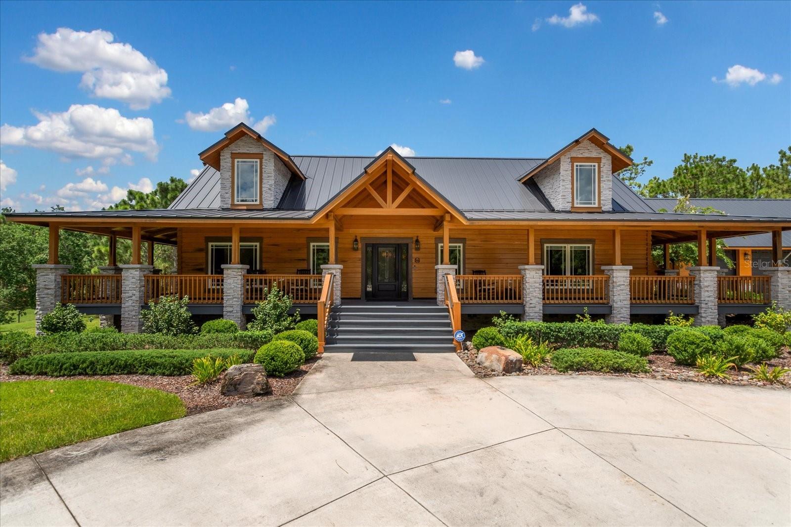 5208 EFFIE DRIVE