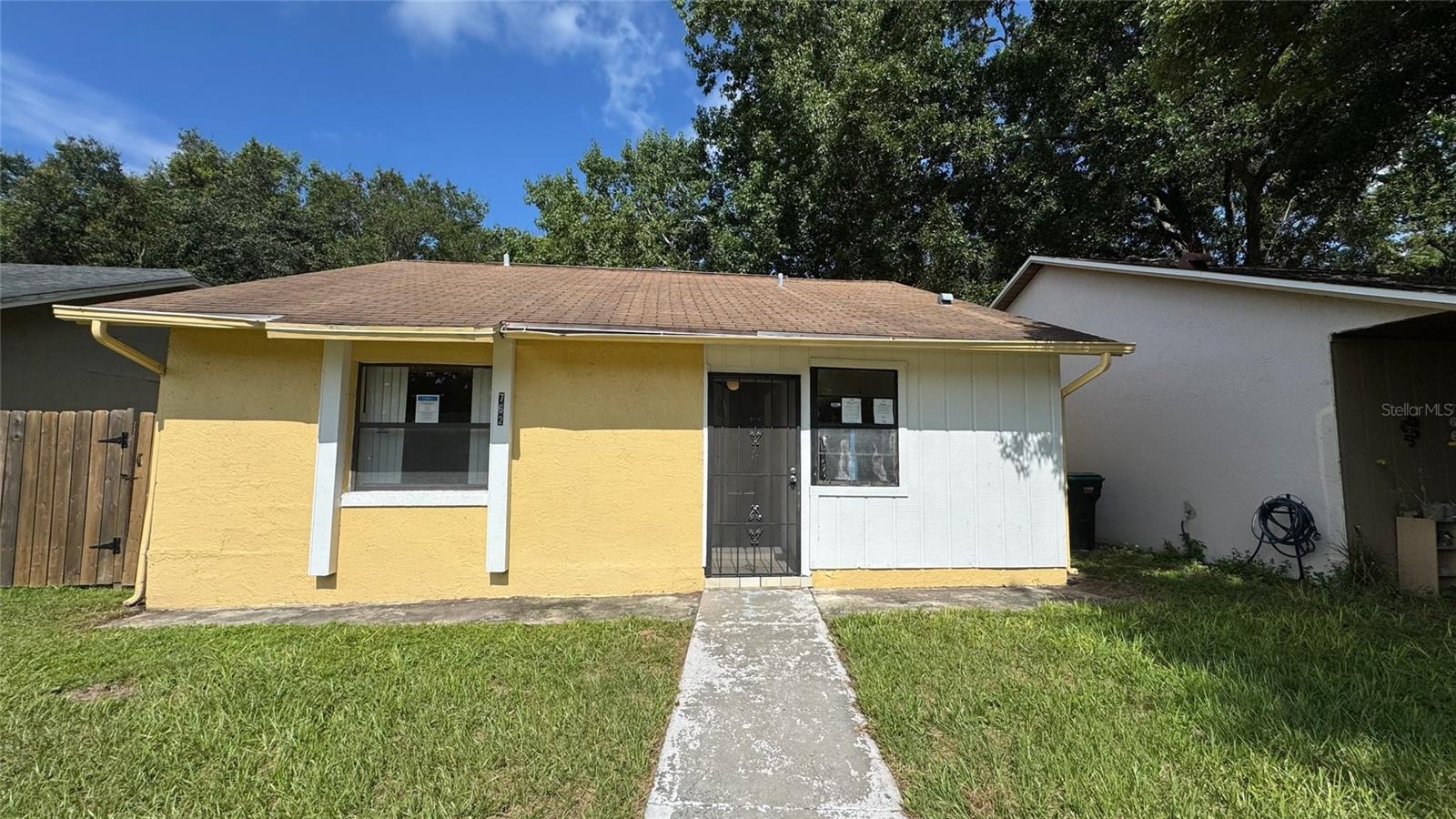 762 KINGS COVE COURT