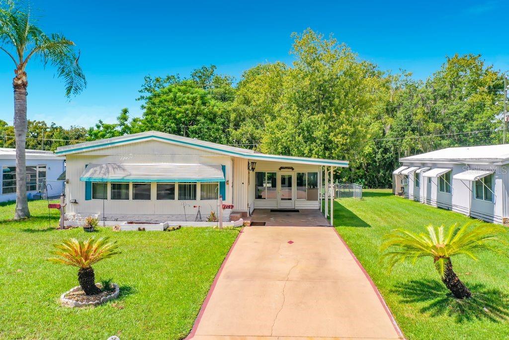 Listing photo 1 for 1157 Capella Dr