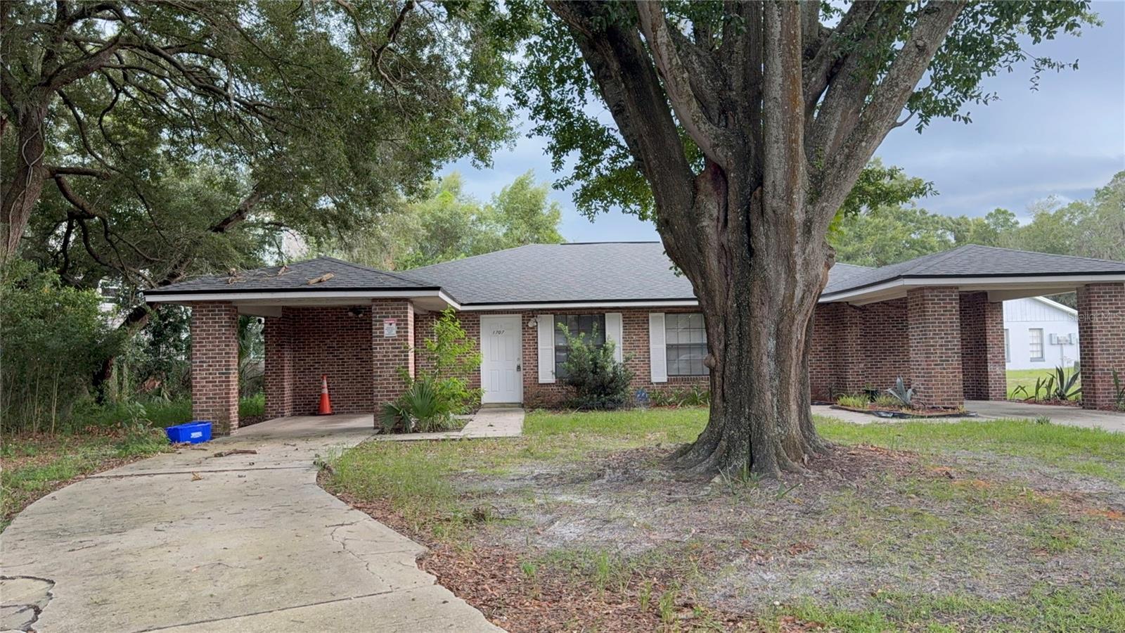 1707 RIDGEWOOD LANE Unit A & B