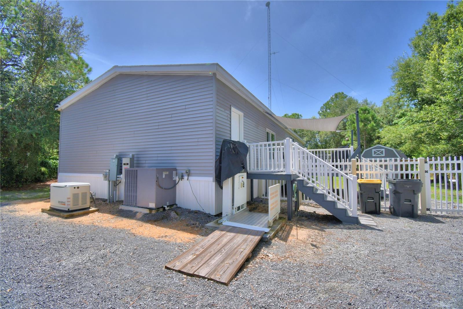 Listing photo 2 for 2497 Us Highway 98 W