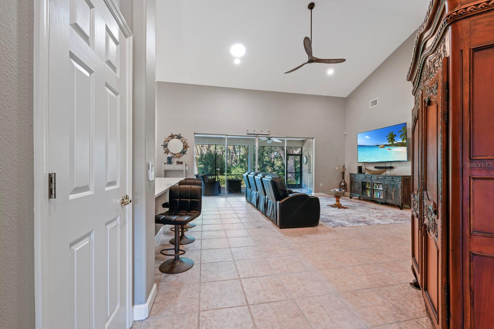 Listing photo 2 for 5039 Greenbriar Trl