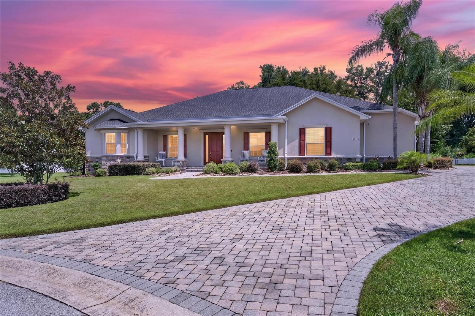 Listing photo 2 for 6408 Walkers Glen Dr