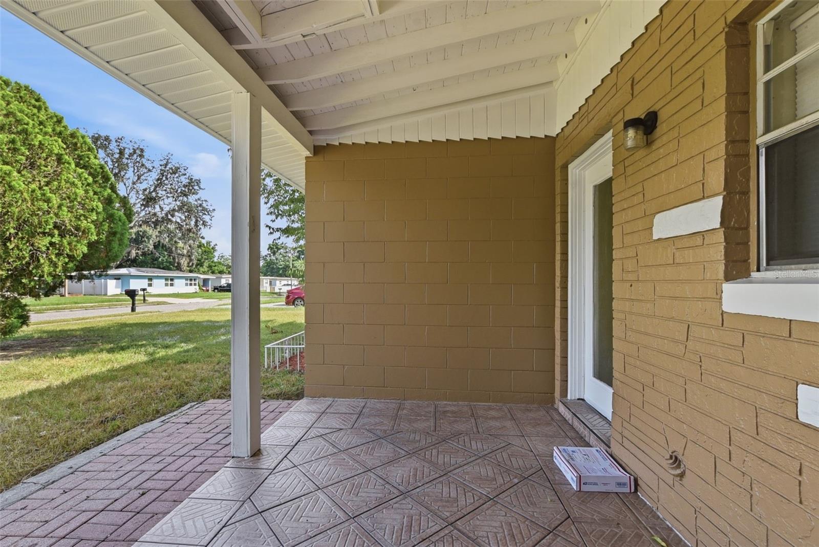 Photo 3