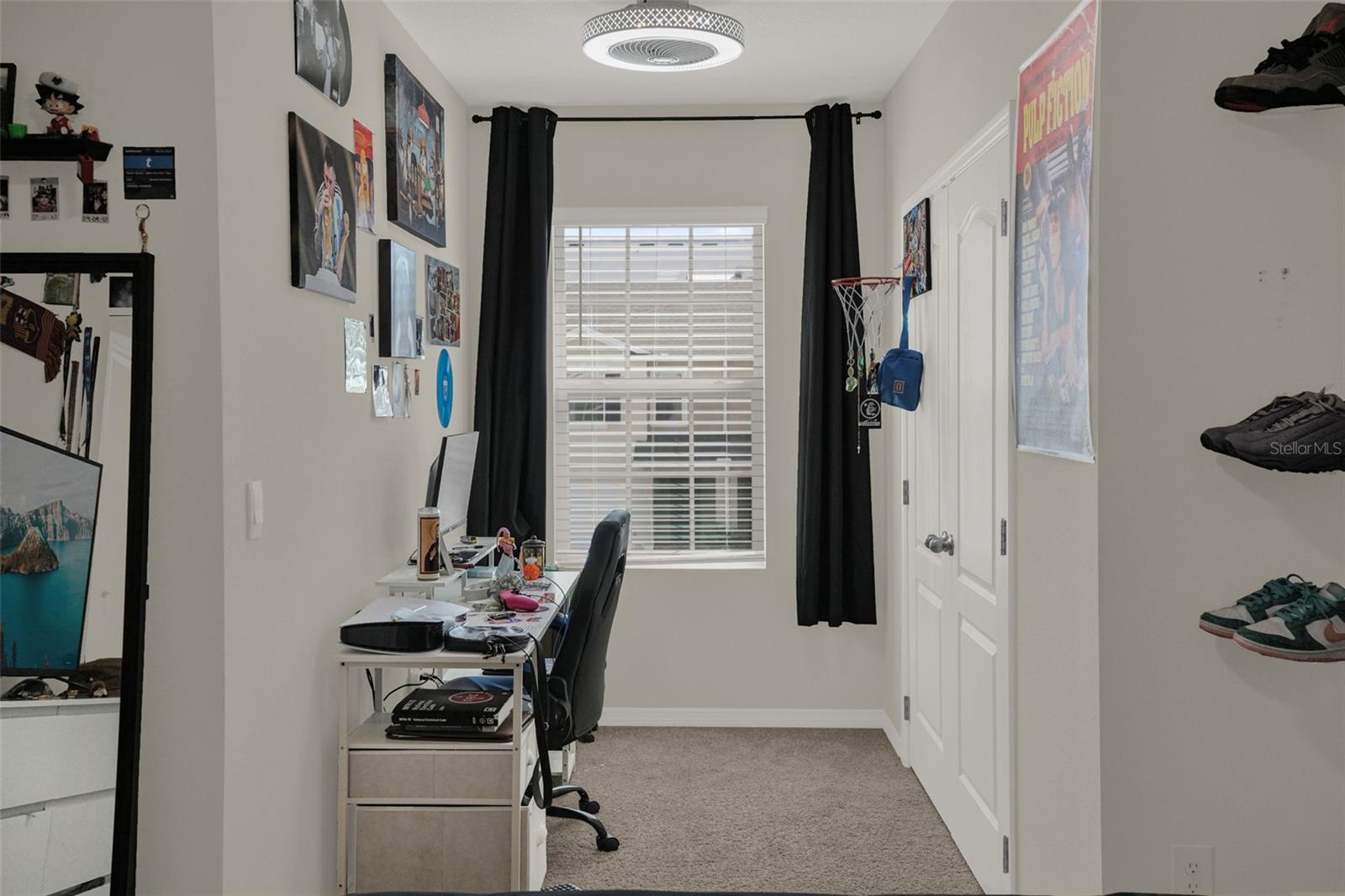 Photo 18