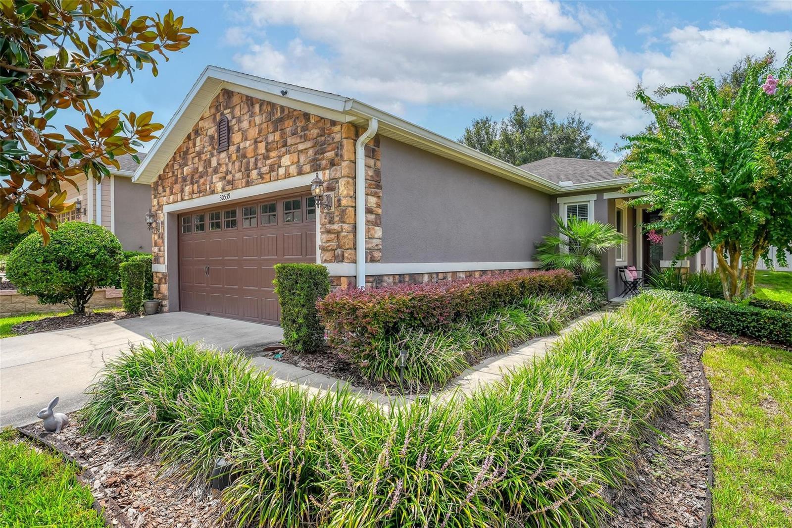 Listing photo 3 for 30539 Lipizzan Ter