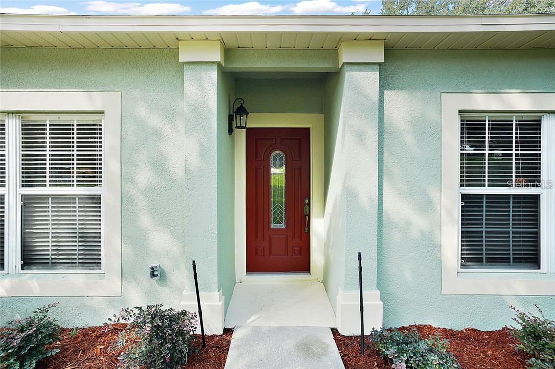 Listing photo 2 for 1306 Rain Forest Ln