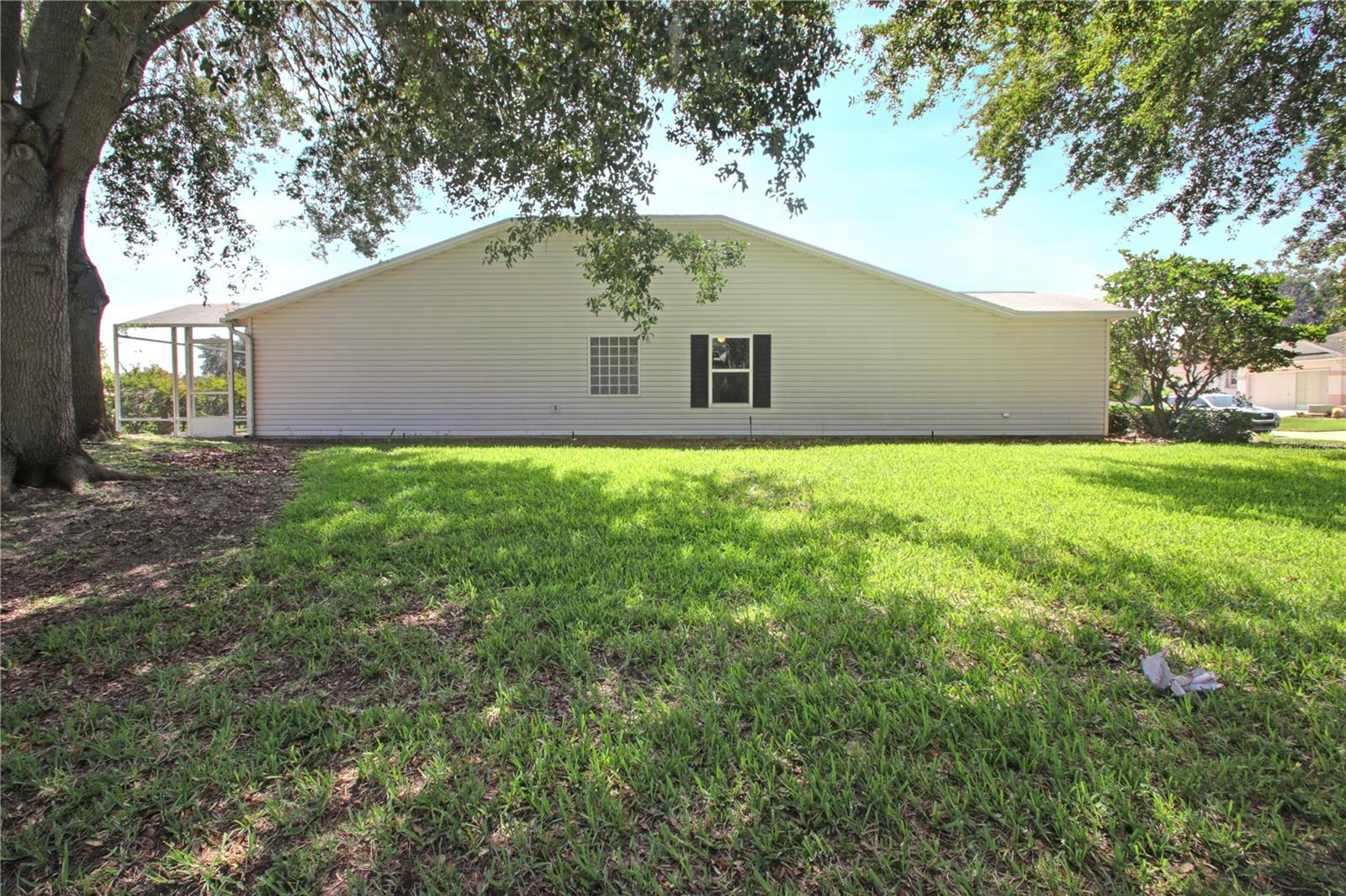 Listing photo 3 for 1009 Forest Breeze Path