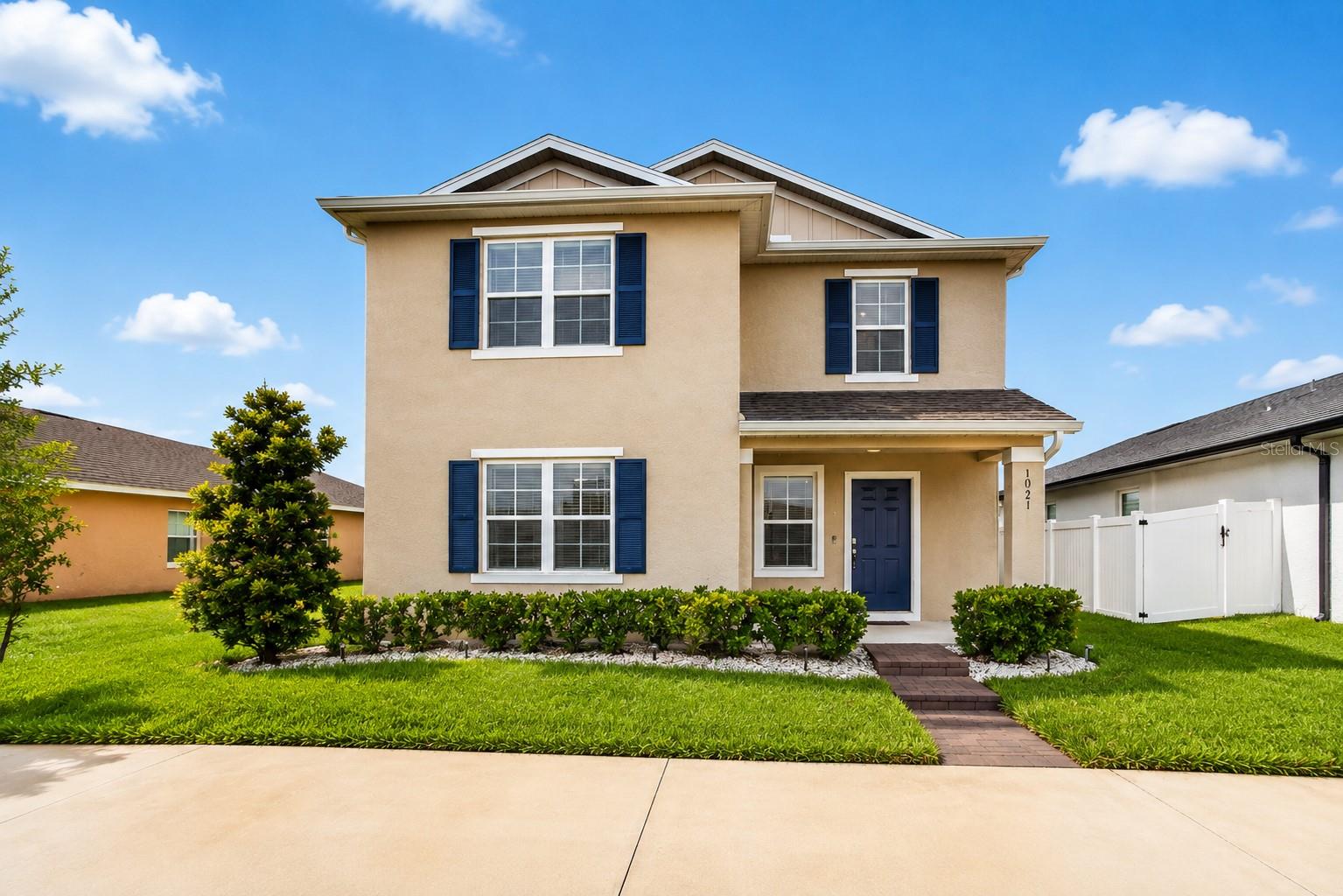 1021 SILVERBELL TRAIL