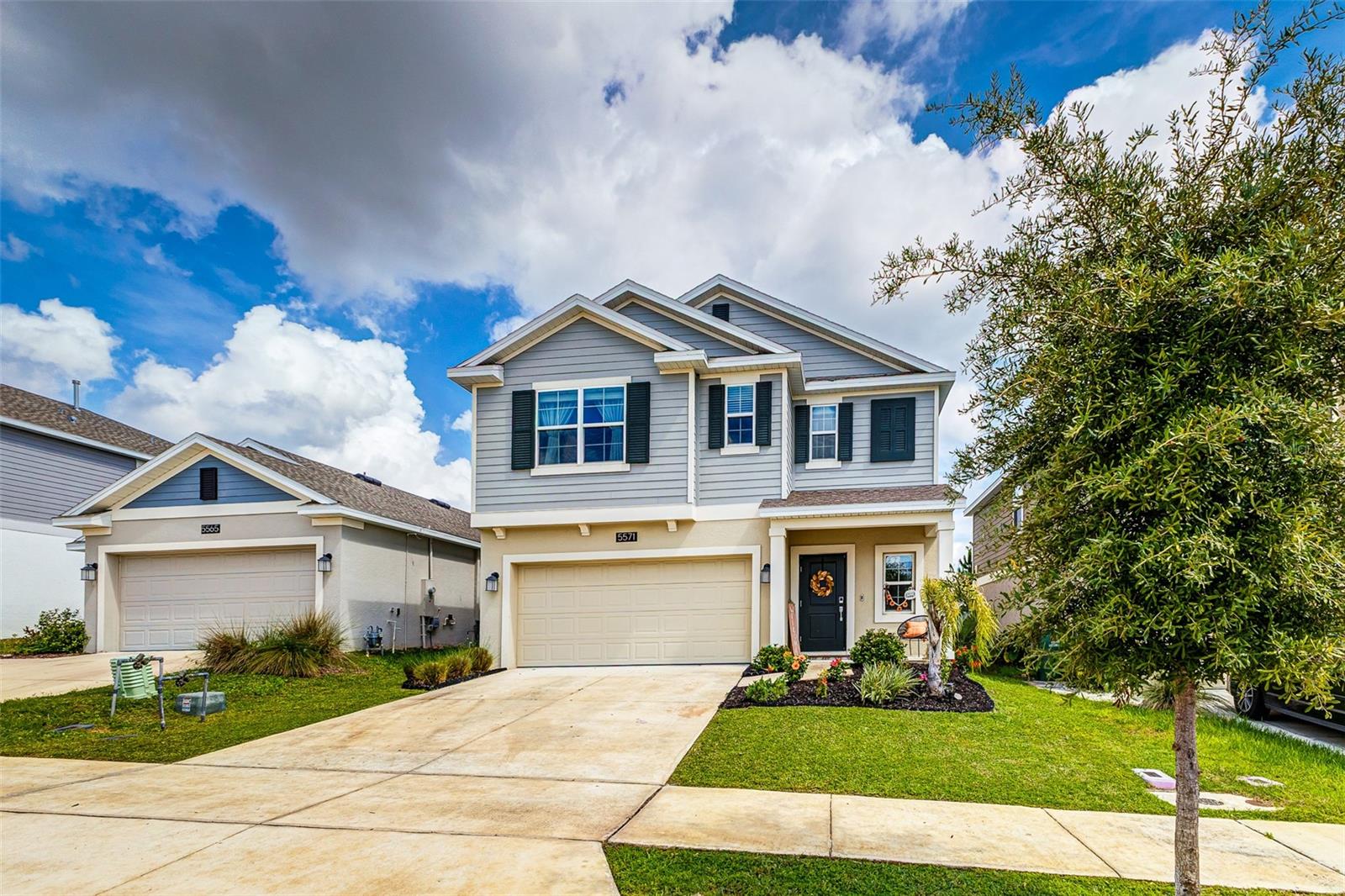 Listing photo 2 for 5571 Braken Fern Way