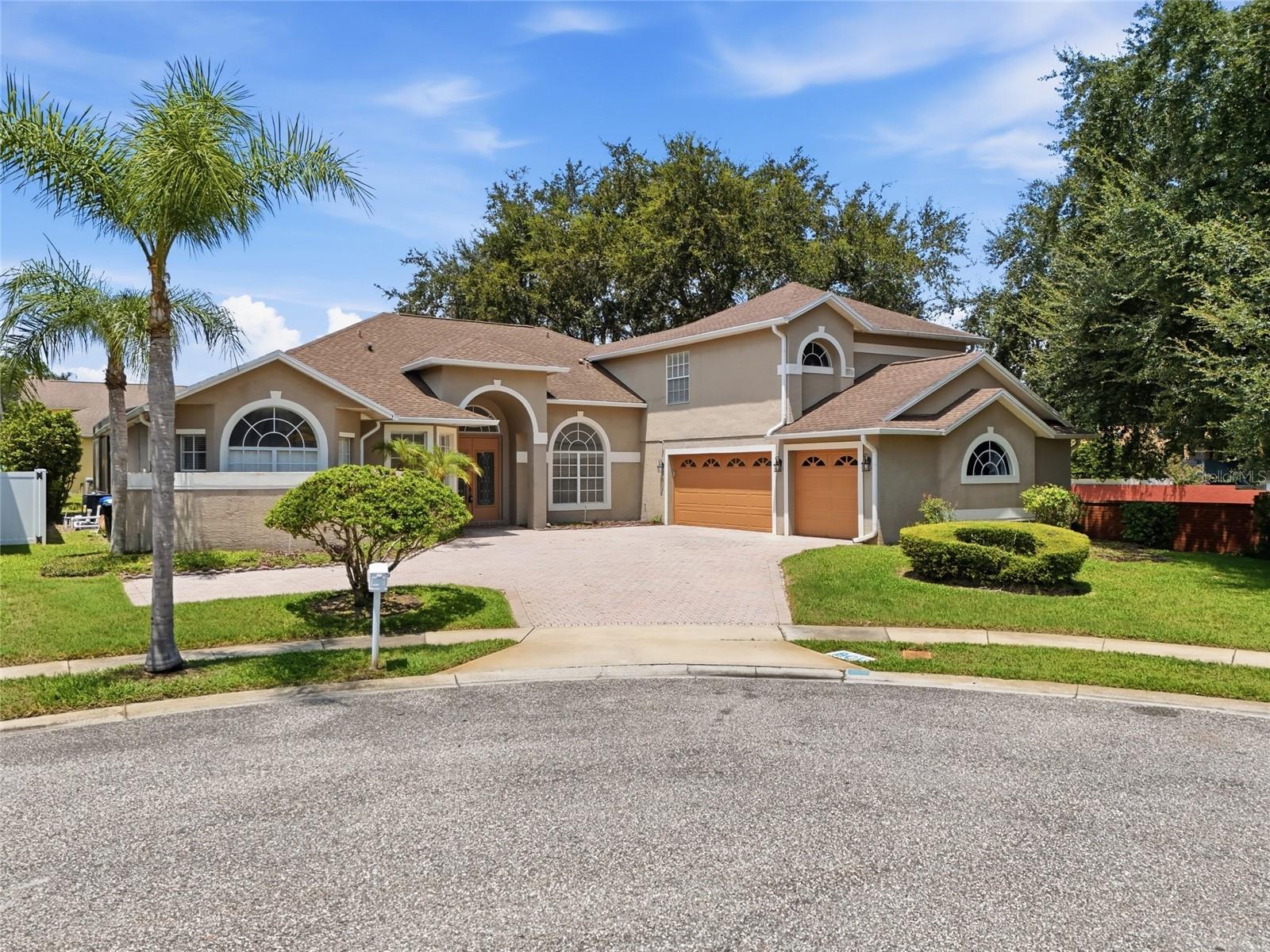 10008 CANOPY TREE COURT