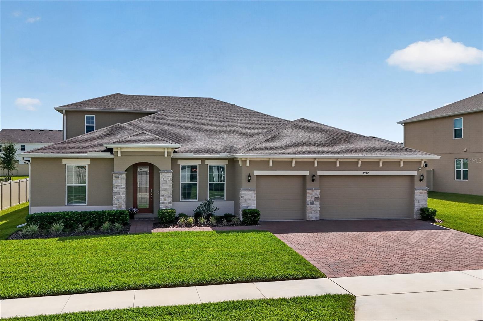 4937 GOLDEN ZENITH WAY