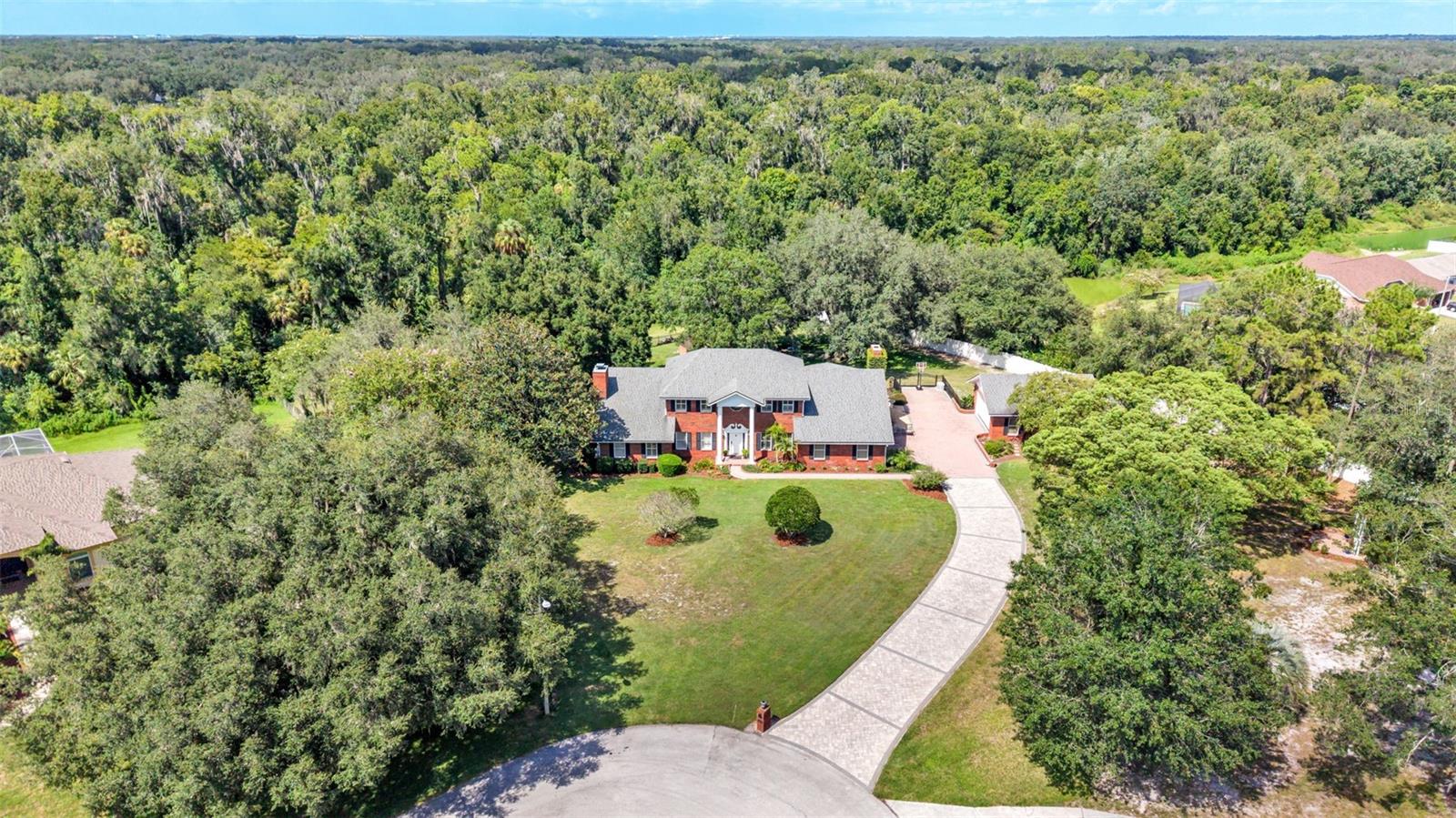 Listing photo 2 for 6605 Poley Creek Dr W