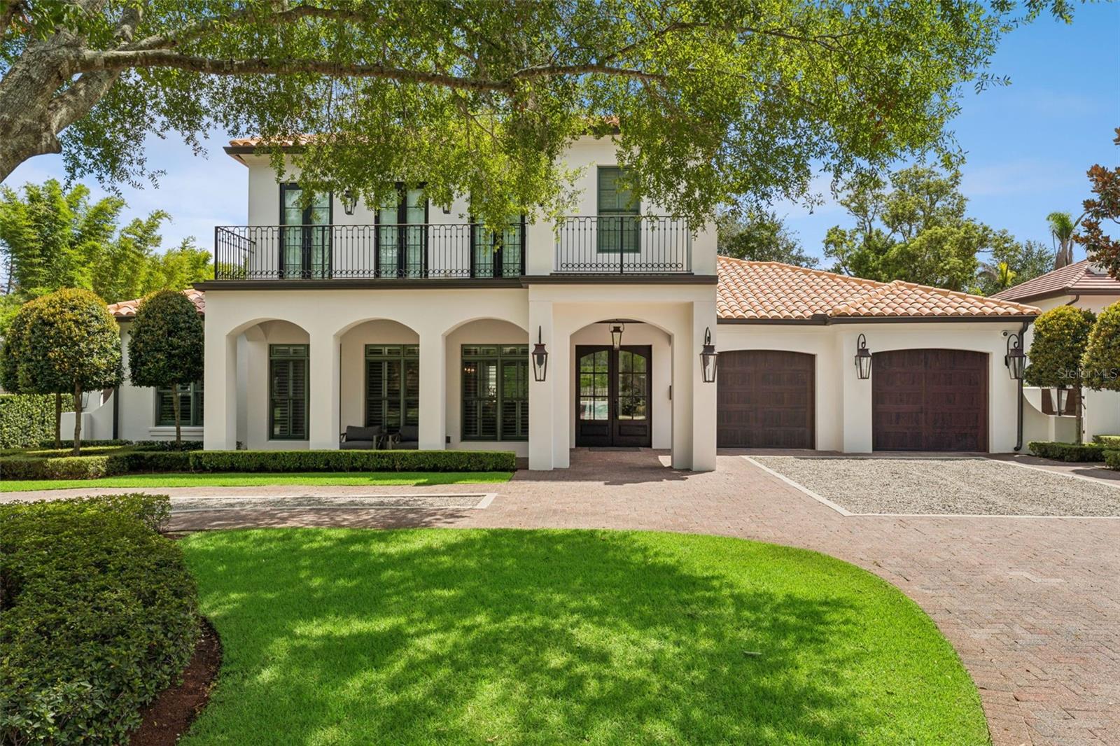 276 DETMAR DRIVE