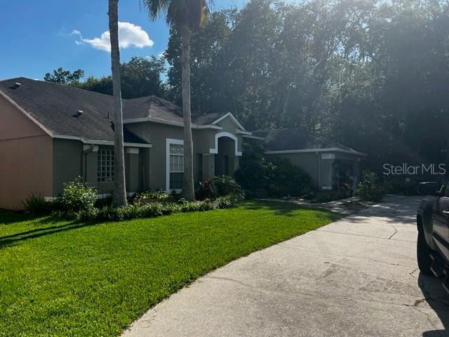 Listing photo 1 for 5781 Autumn Chase Cir