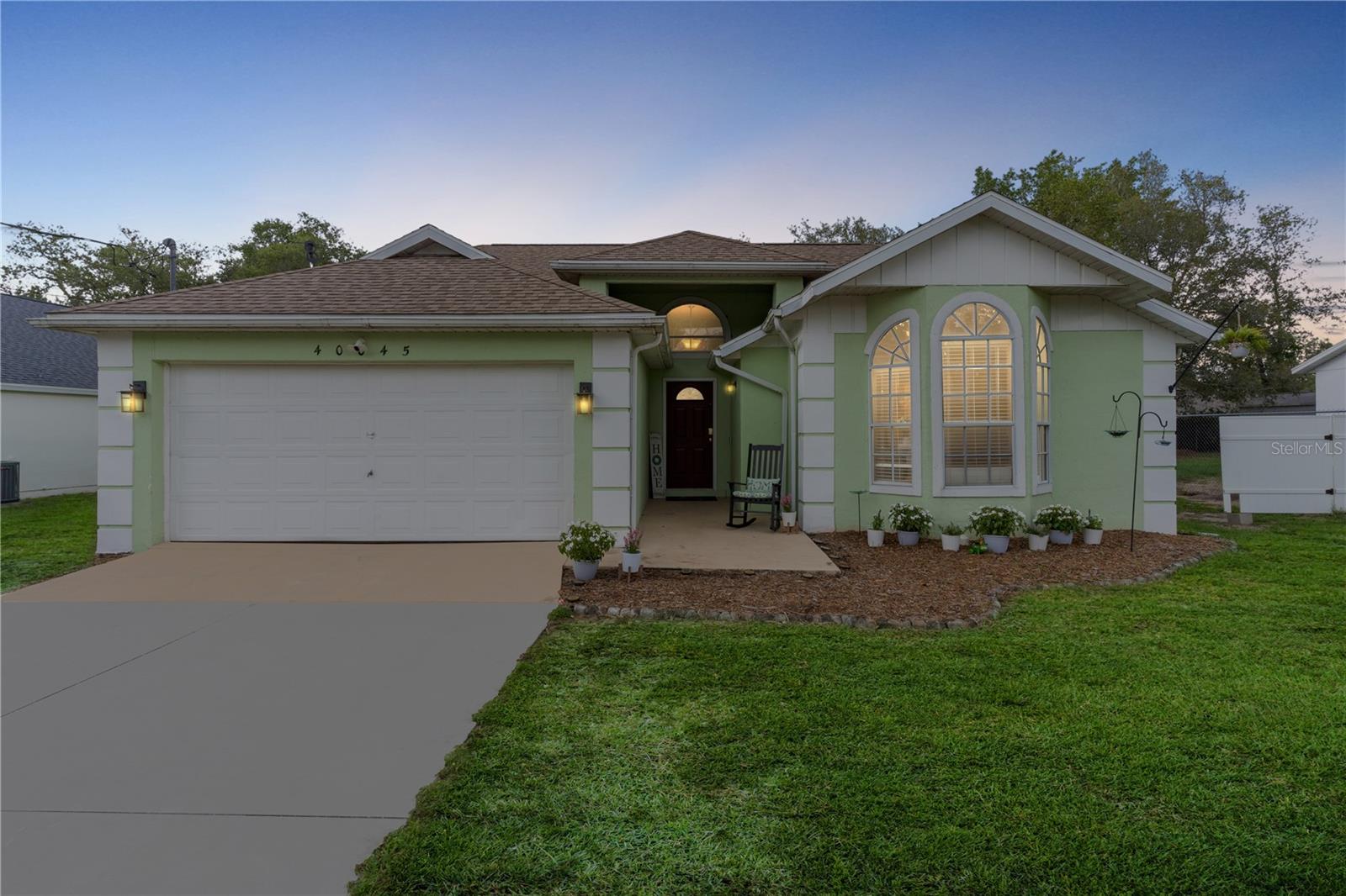 Listing photo 2 for 40045 Palm St