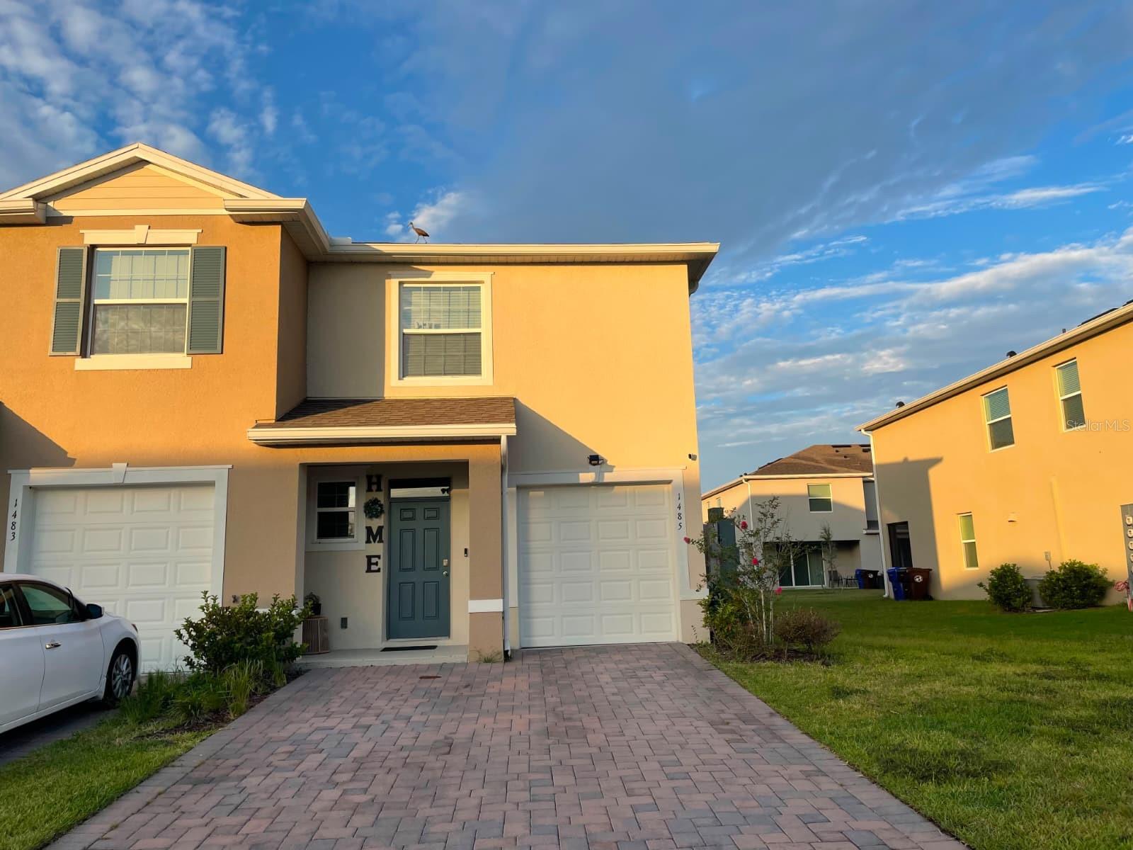 1485 ISLETA LOOP