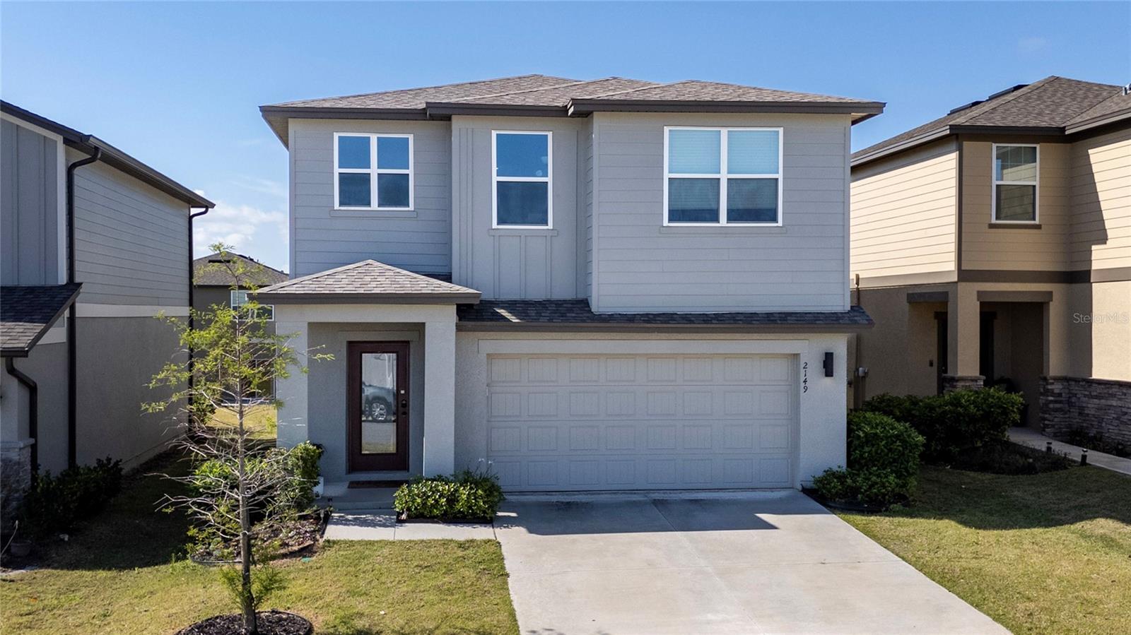 Listing photo 1 for 2149 Treasure Hill Street St