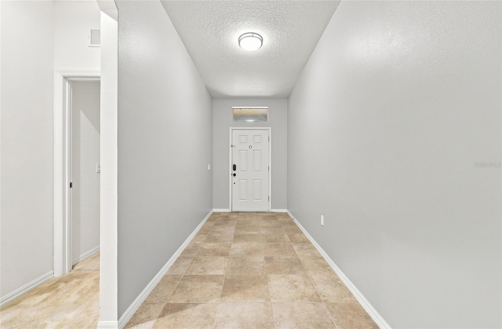 Listing photo 3 for 192 Blackstone Creek Rd
