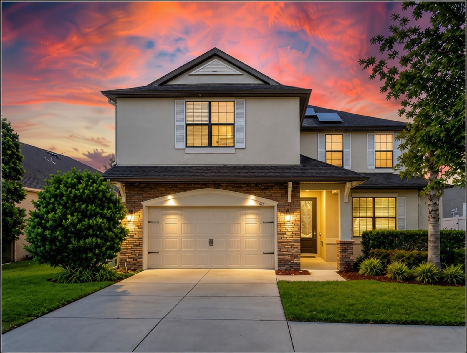 Listing photo 1 for 612 Silverthorn Pl