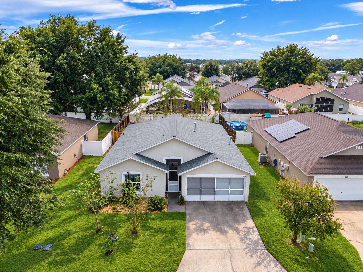 Listing photo 1 for 213 Verbena St