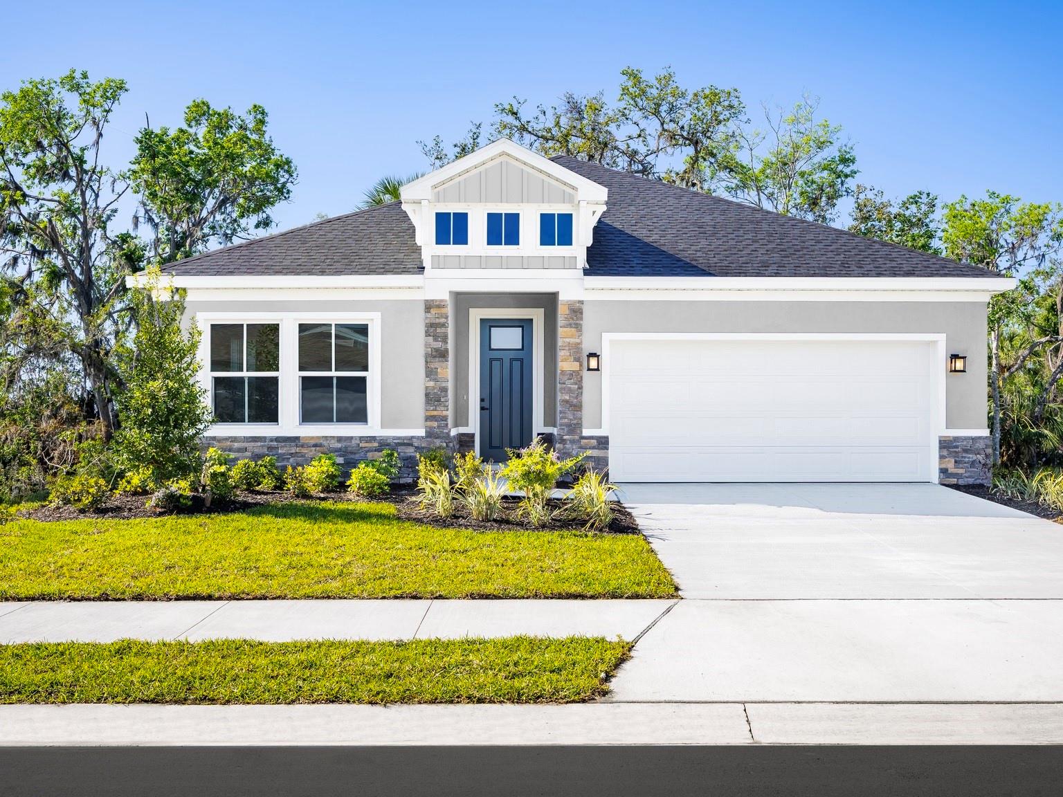 Listing photo 1 for 8634 Swan View Cir