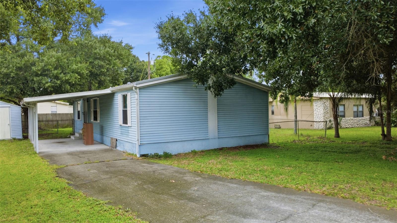 2746 TROPICAL LAKE DRIVE