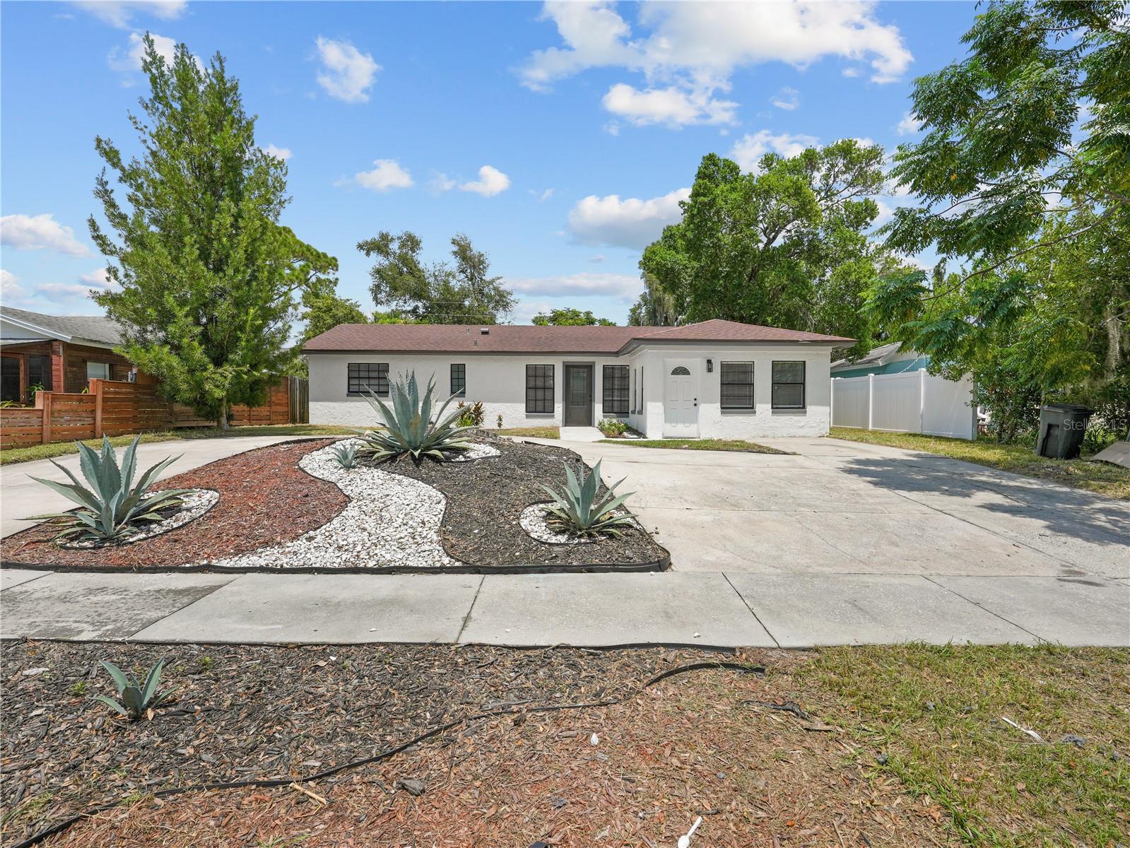 2181 LINDEN ROAD