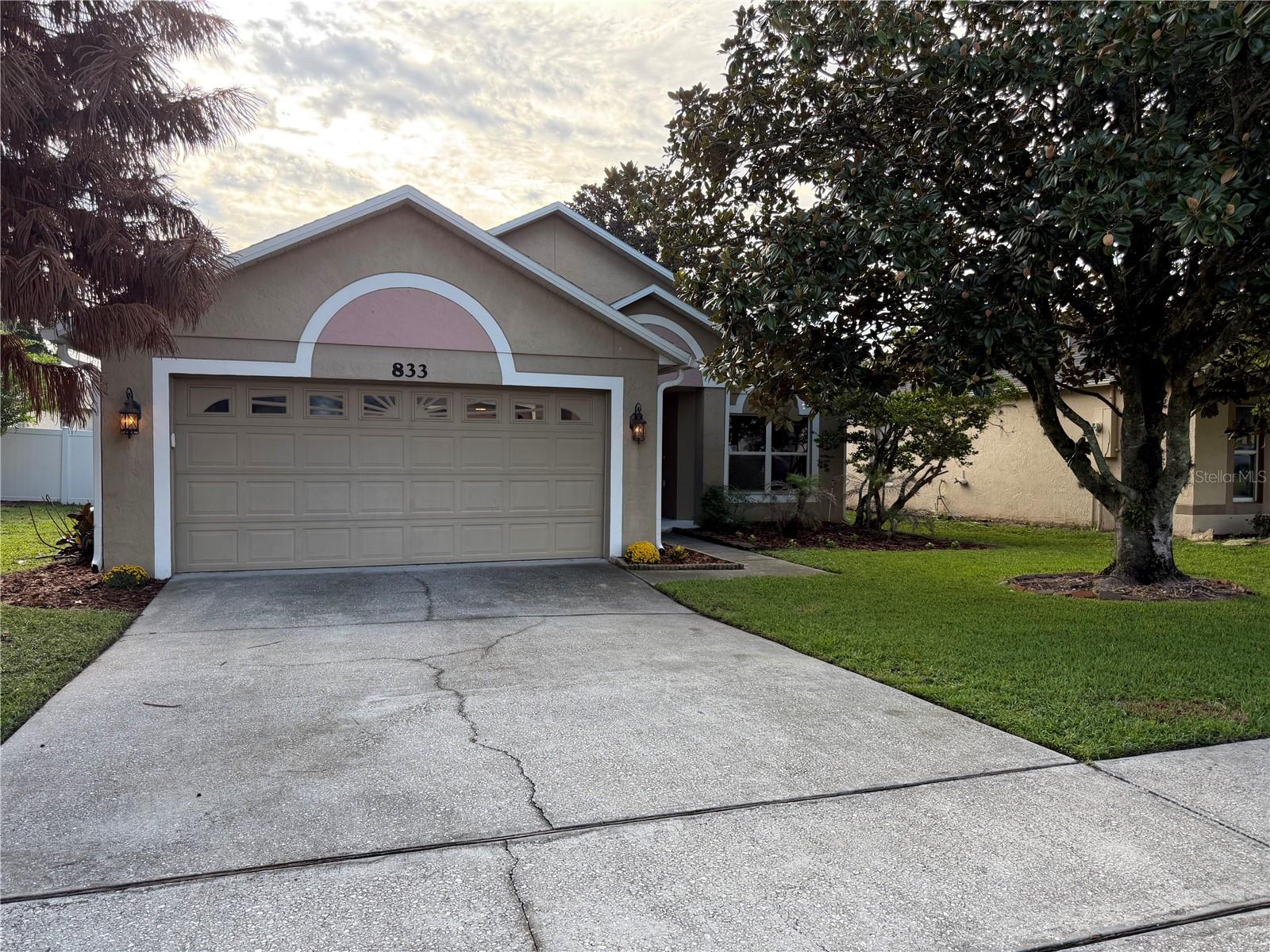 833 DELFINO PLACE