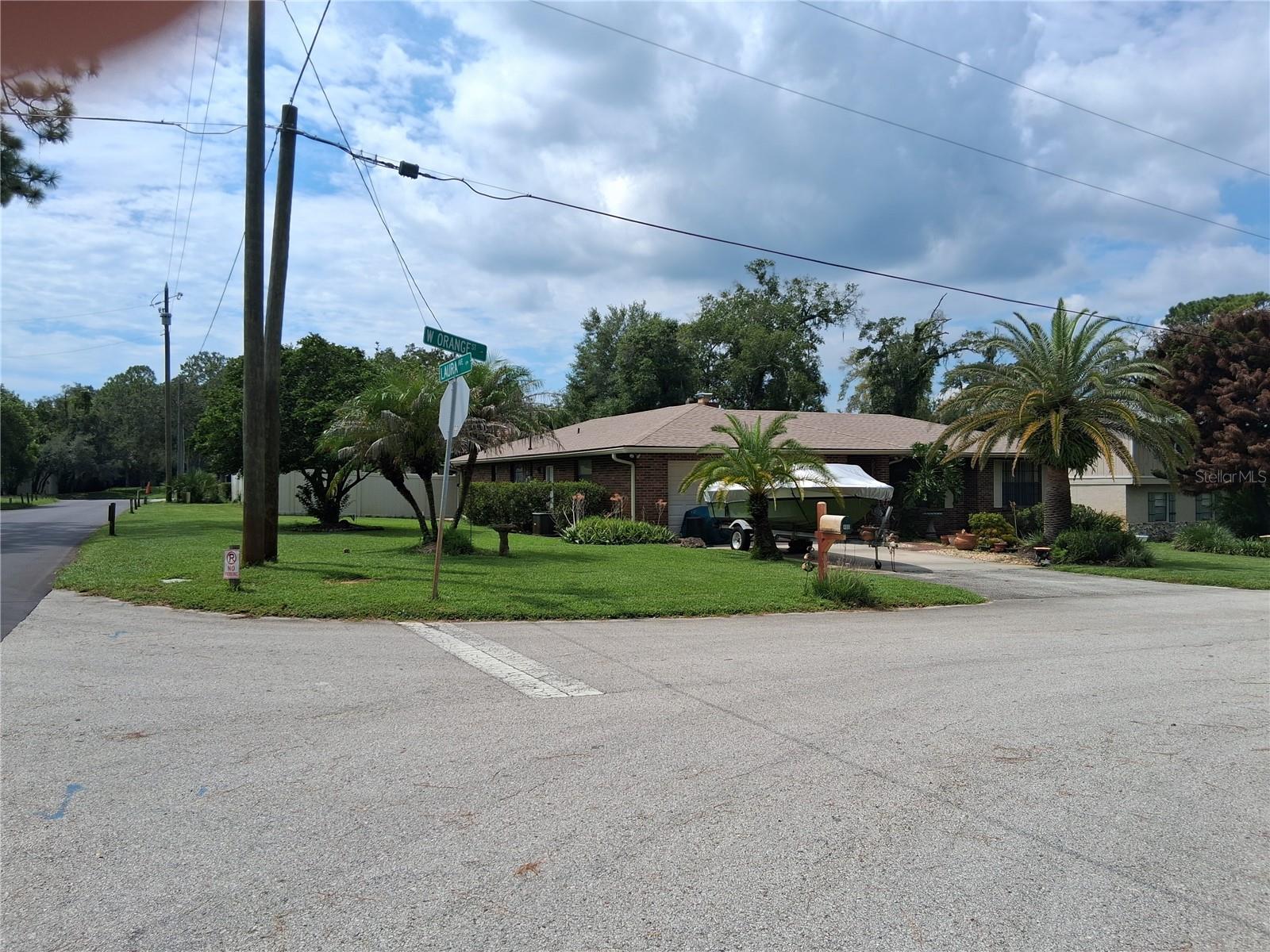 400 W ORANGE STREET
