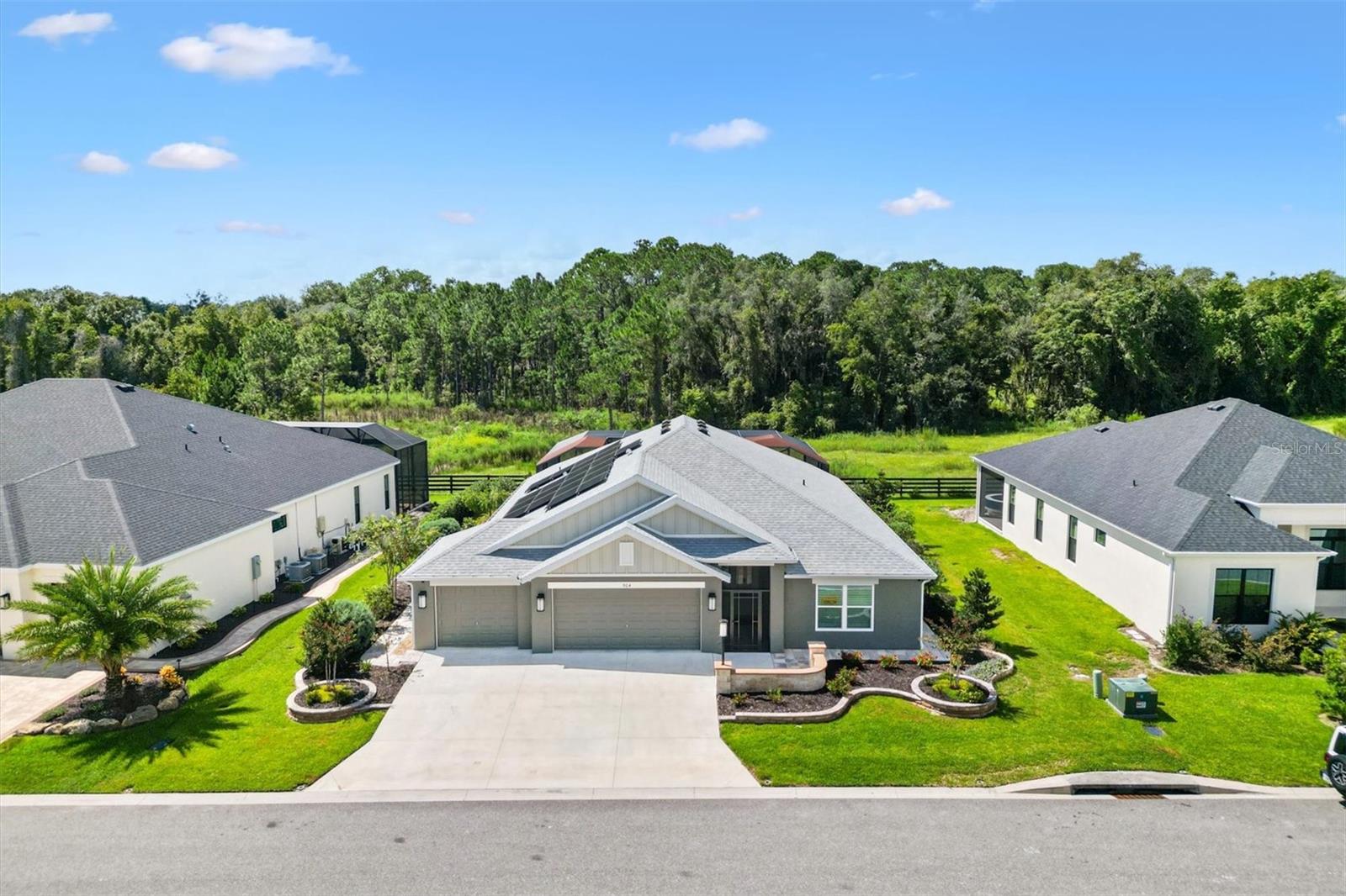 Listing photo 1 for 504 Bedminster Way