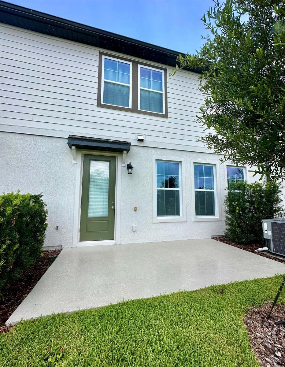 Listing photo 2 for 821 Benoi Dr,