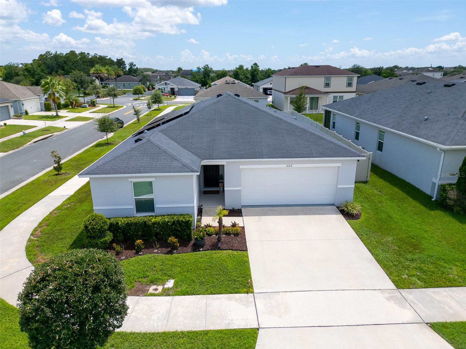 3122 EAGLE HAMMOCK CIRCLE