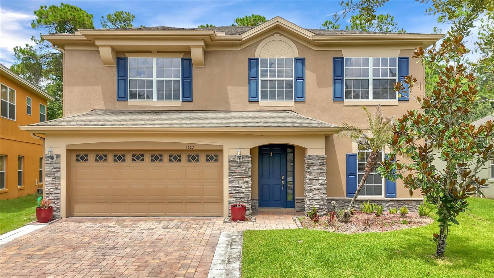 1127 CRANE CREST WAY