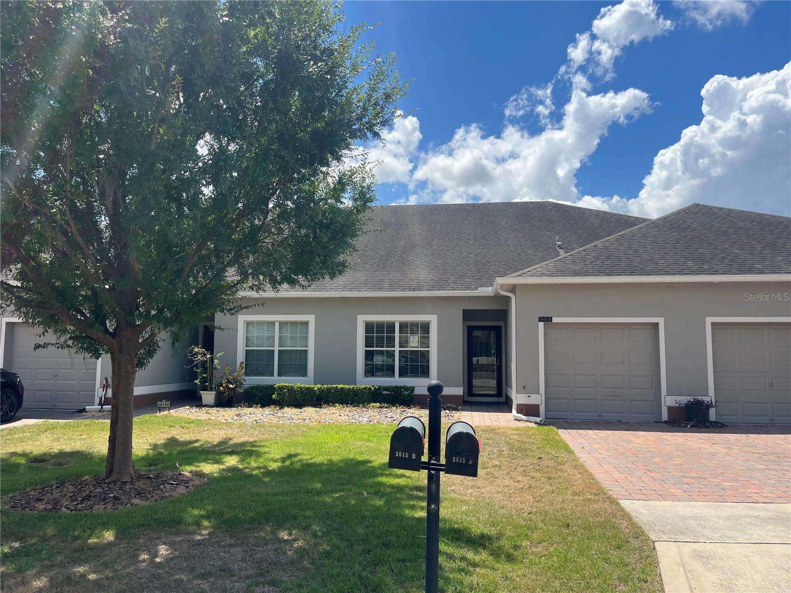 Listing photo 1 for 3615 Solana Cir #b