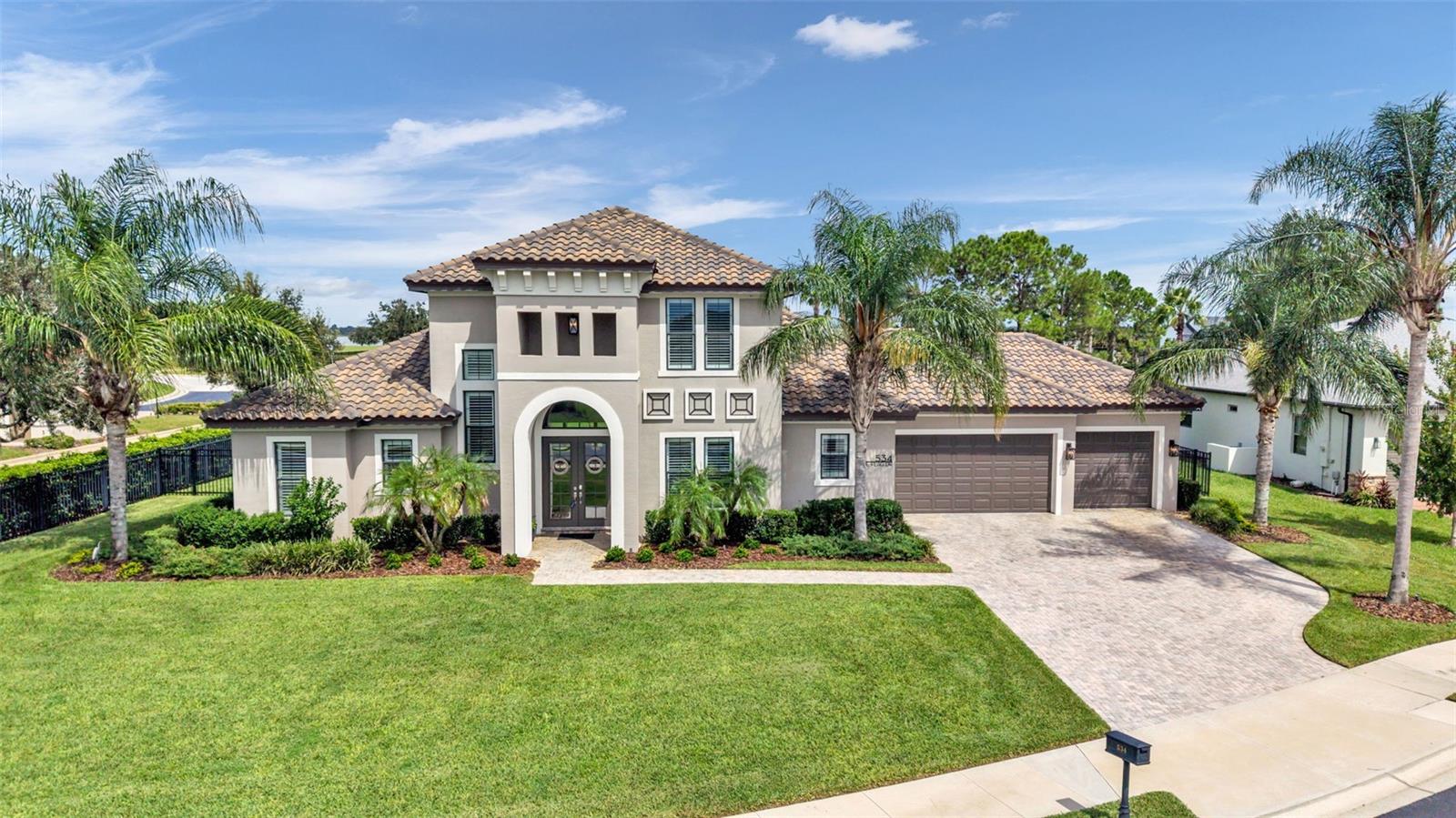 Listing photo 1 for 534 Blue Flag Dr