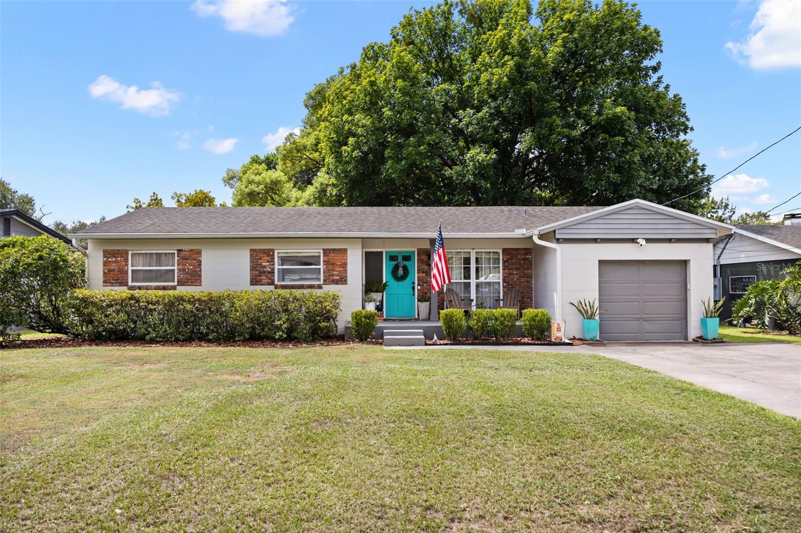 2126 ALBERT LEE PARKWAY