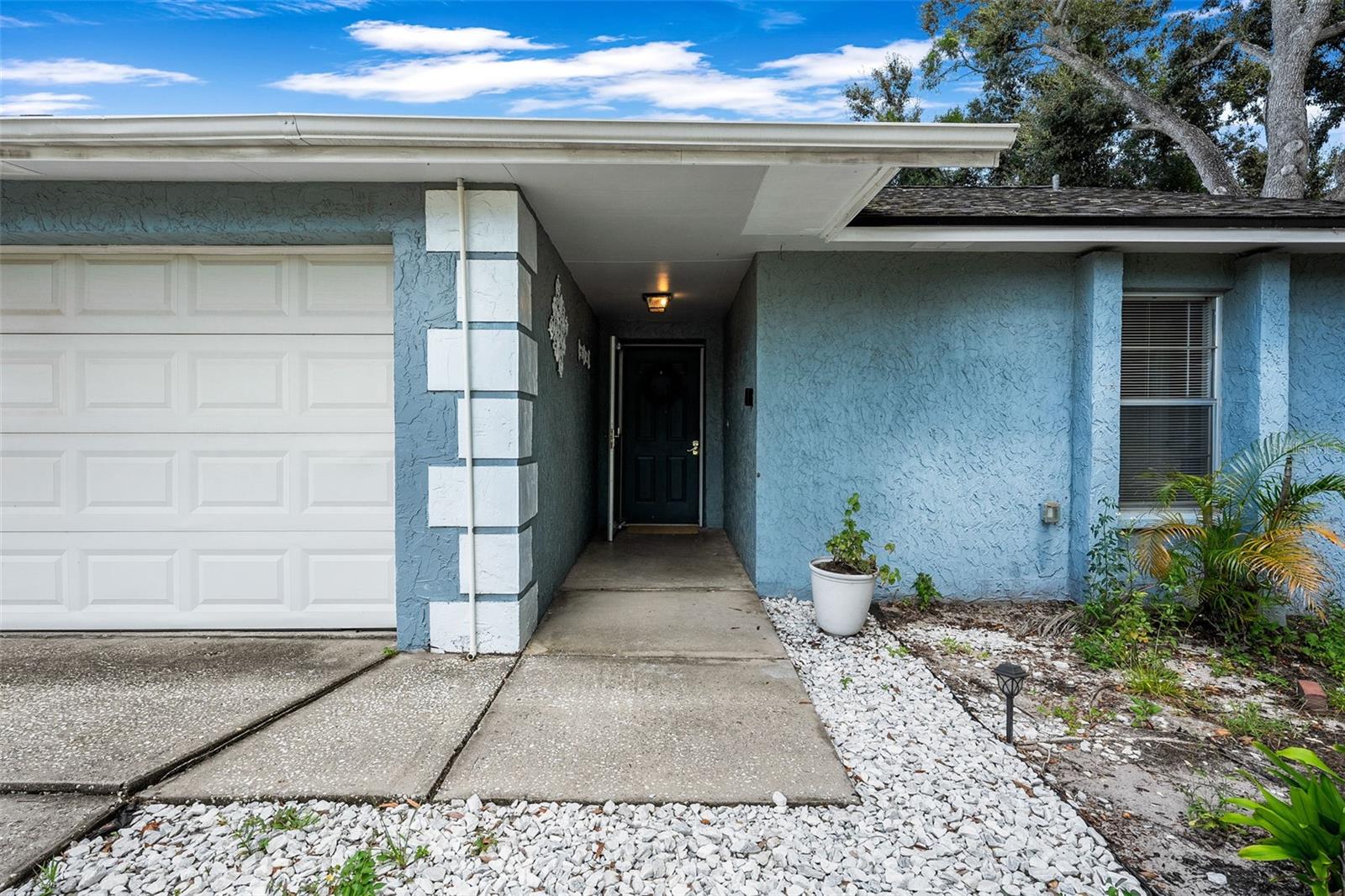 Listing photo 1 for 3878 Feather Dr