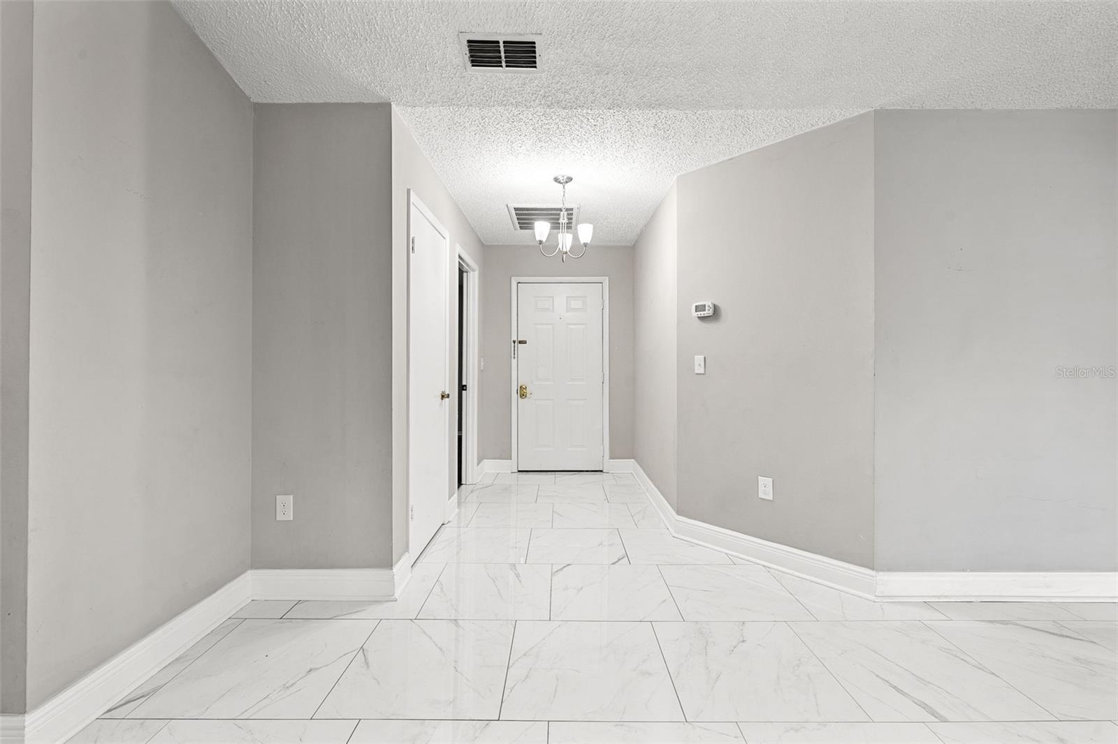 Listing photo 3 for 3878 Feather Dr