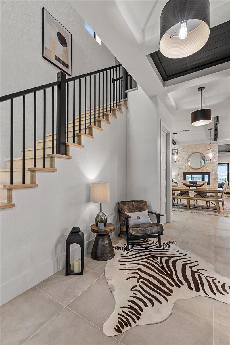 Listing photo 3 for 16114 Trivoli Cir