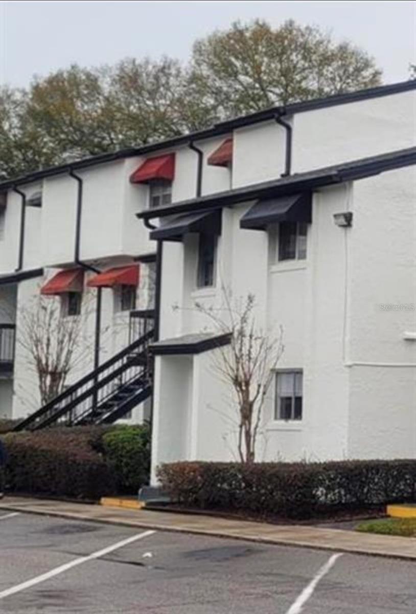 4203 S SEMORAN BOULEVARD Unit 4