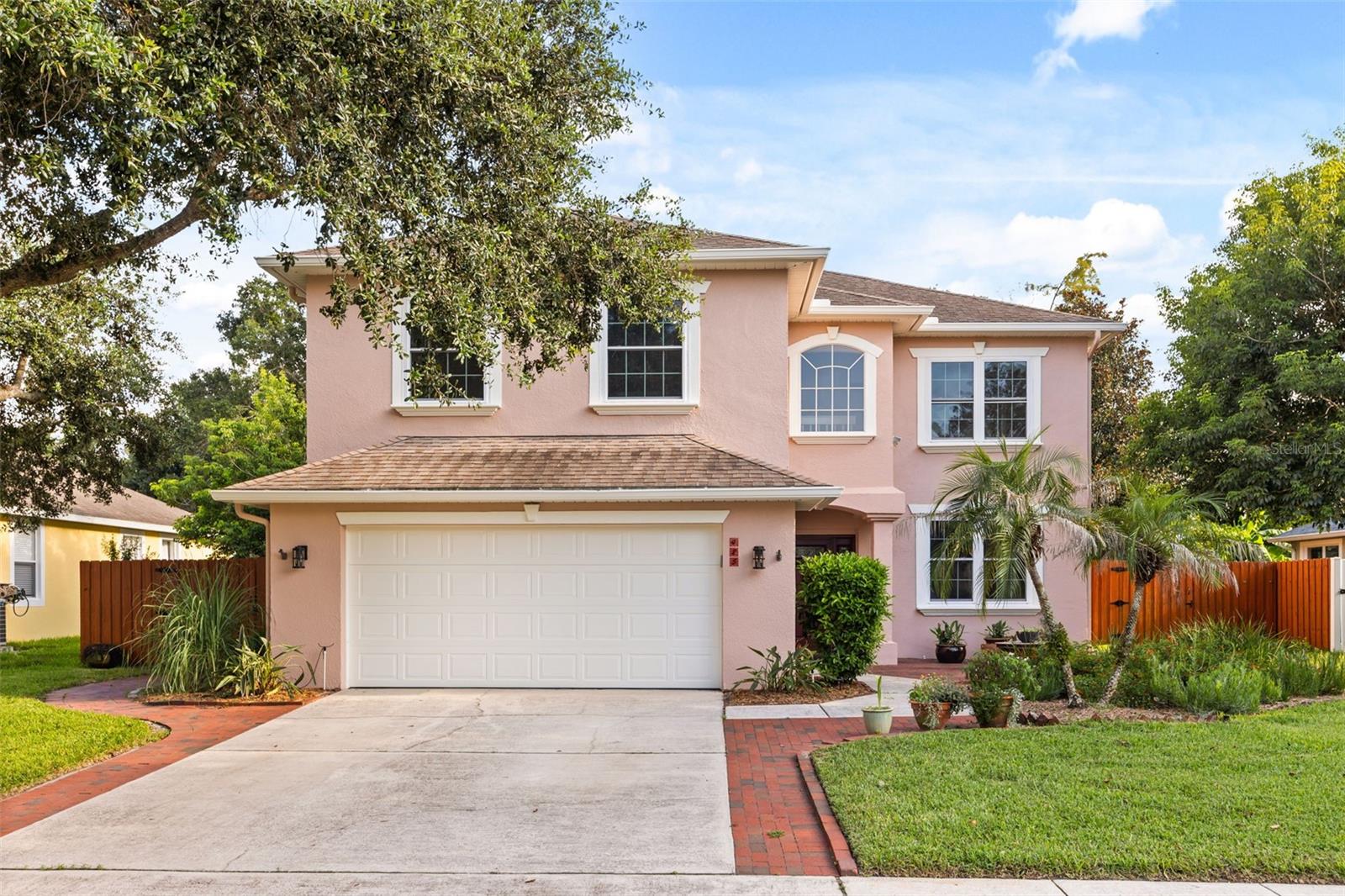 425 CARRIAGE WAY COURT